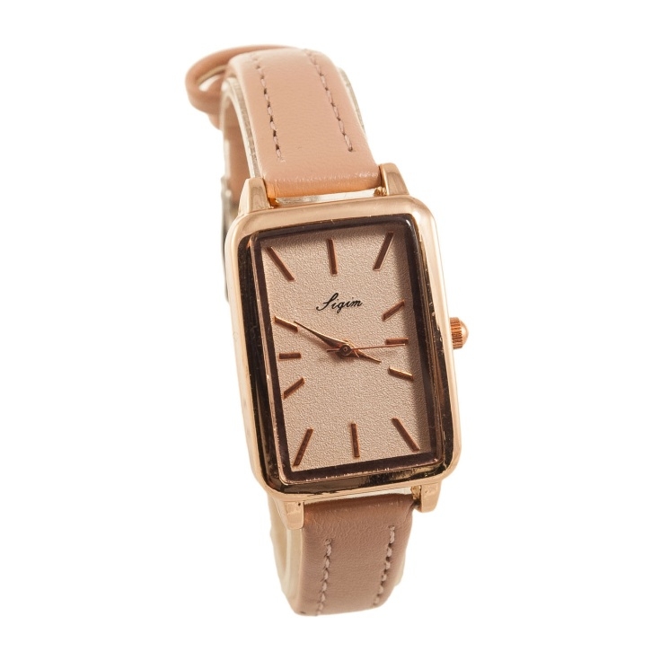 Różowy, delikatny zegarek