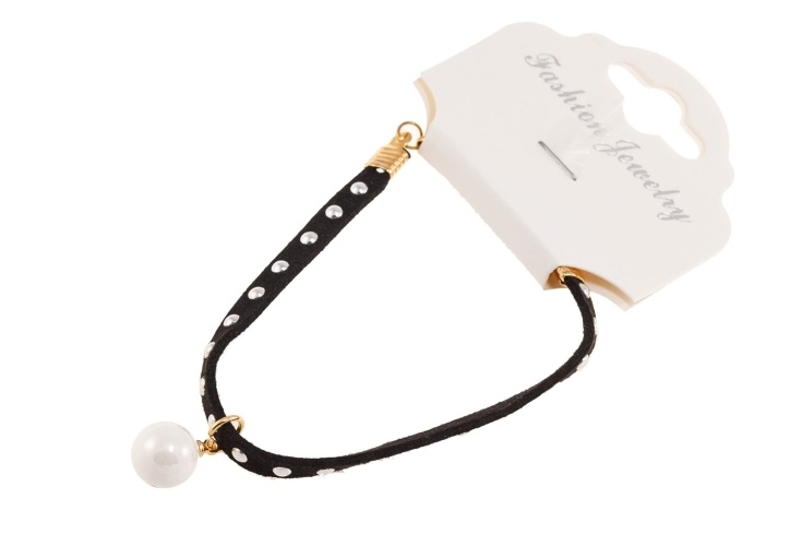 Urocza bransoletka z perełką