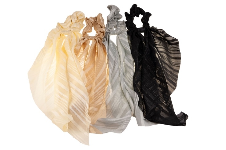 Scrunch w paski z błyszczącą nitką