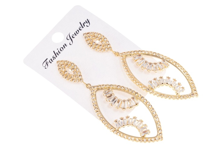 Złote, błyszczące kolczyki