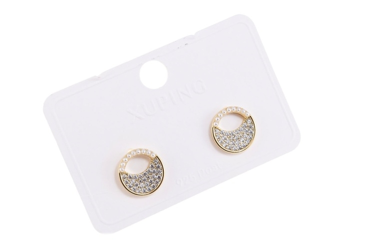 Eleganckie, błyszczące kolczyki