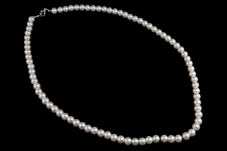 Klasyczne, białe perły