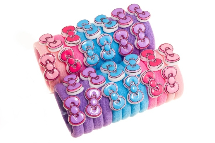 Kolorowe gumki z kokardkami