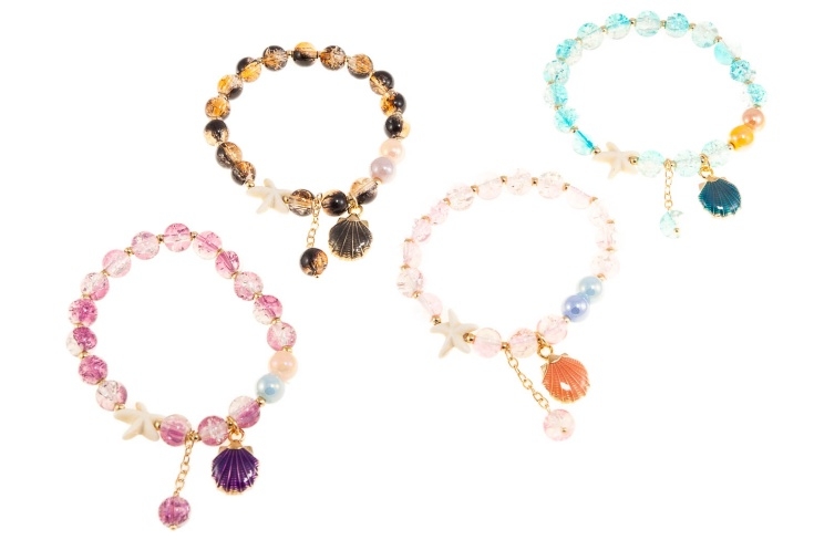 Bransoletki z muszelkami