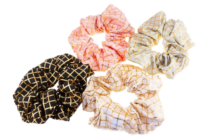 Owijka w złotą kratkę