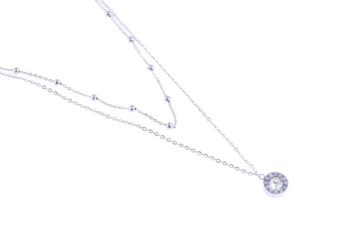 Elegancki, srebrny naszyjnik