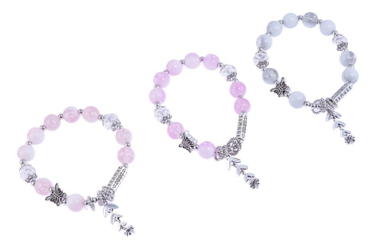 Bransoletki z kwiatuszkami i motylkami