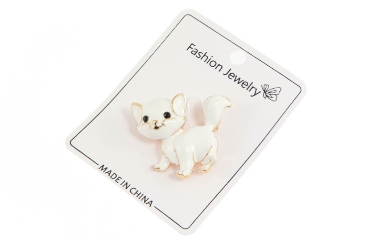 Elegancka broszka kotek